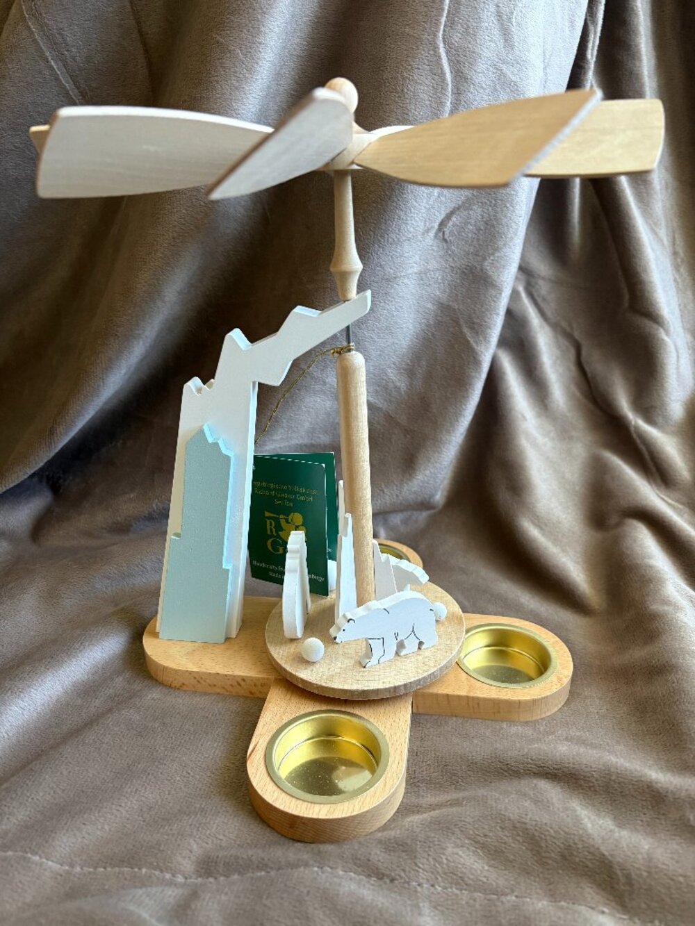 RARE Christmas Pyramid Candle Holder, Polar Bears, Handmade, Richard Glässe